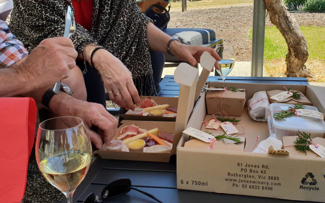 Jones Winery Restaurant -Picnic Hamper